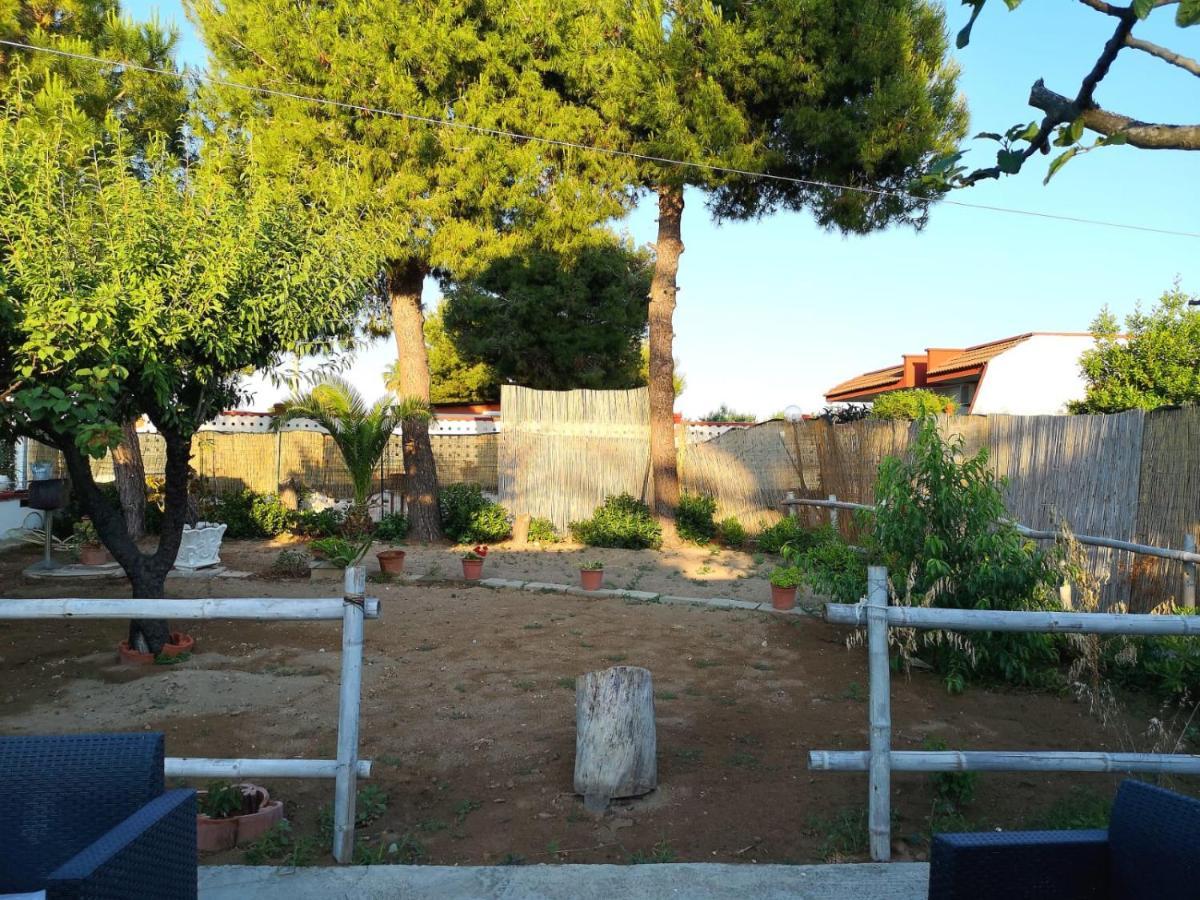 Villa Mina Con Vasca Idromassaggio Taranto Bagian luar foto